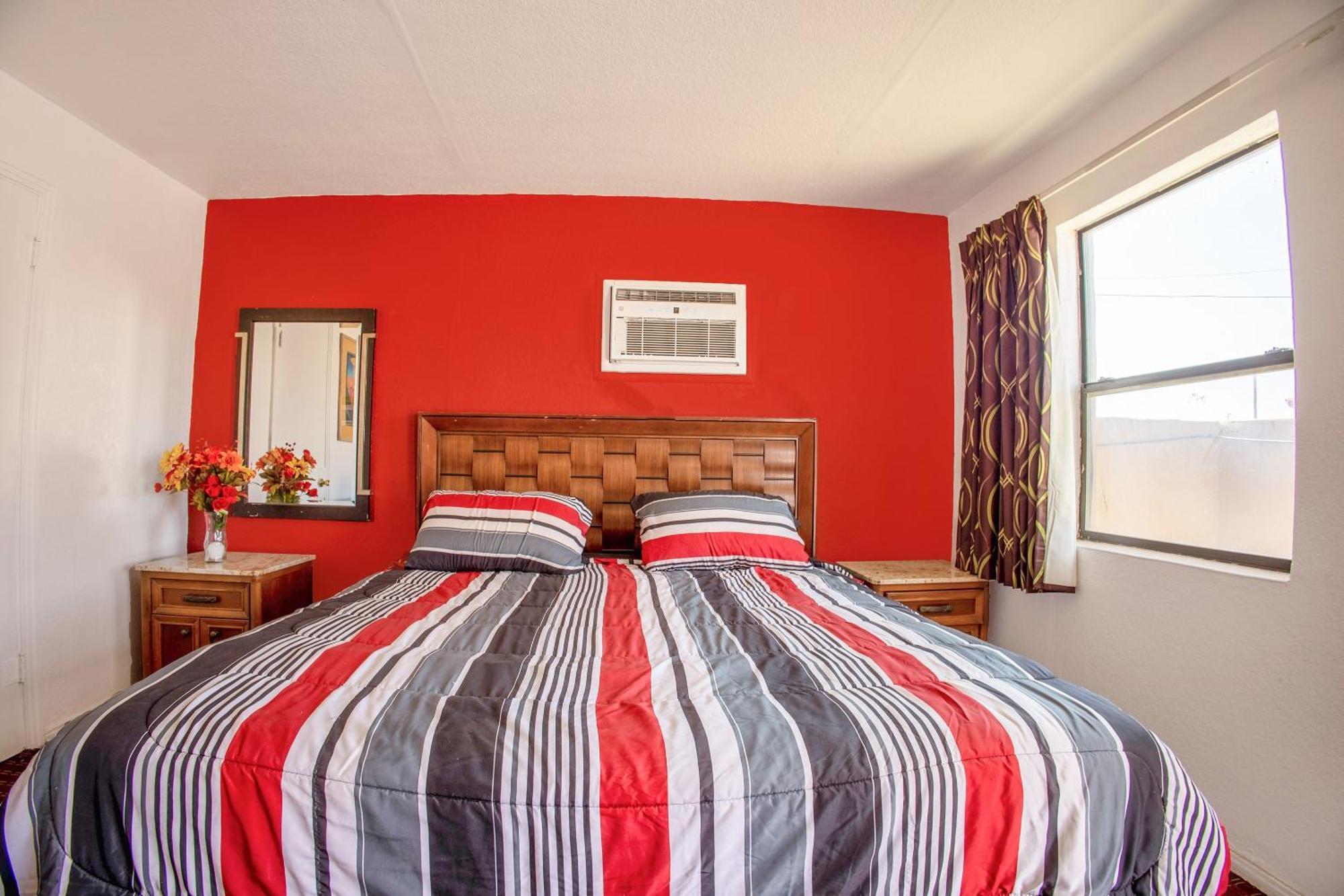 Sands Motel By Oyo El Paso Near Airport المظهر الخارجي الصورة